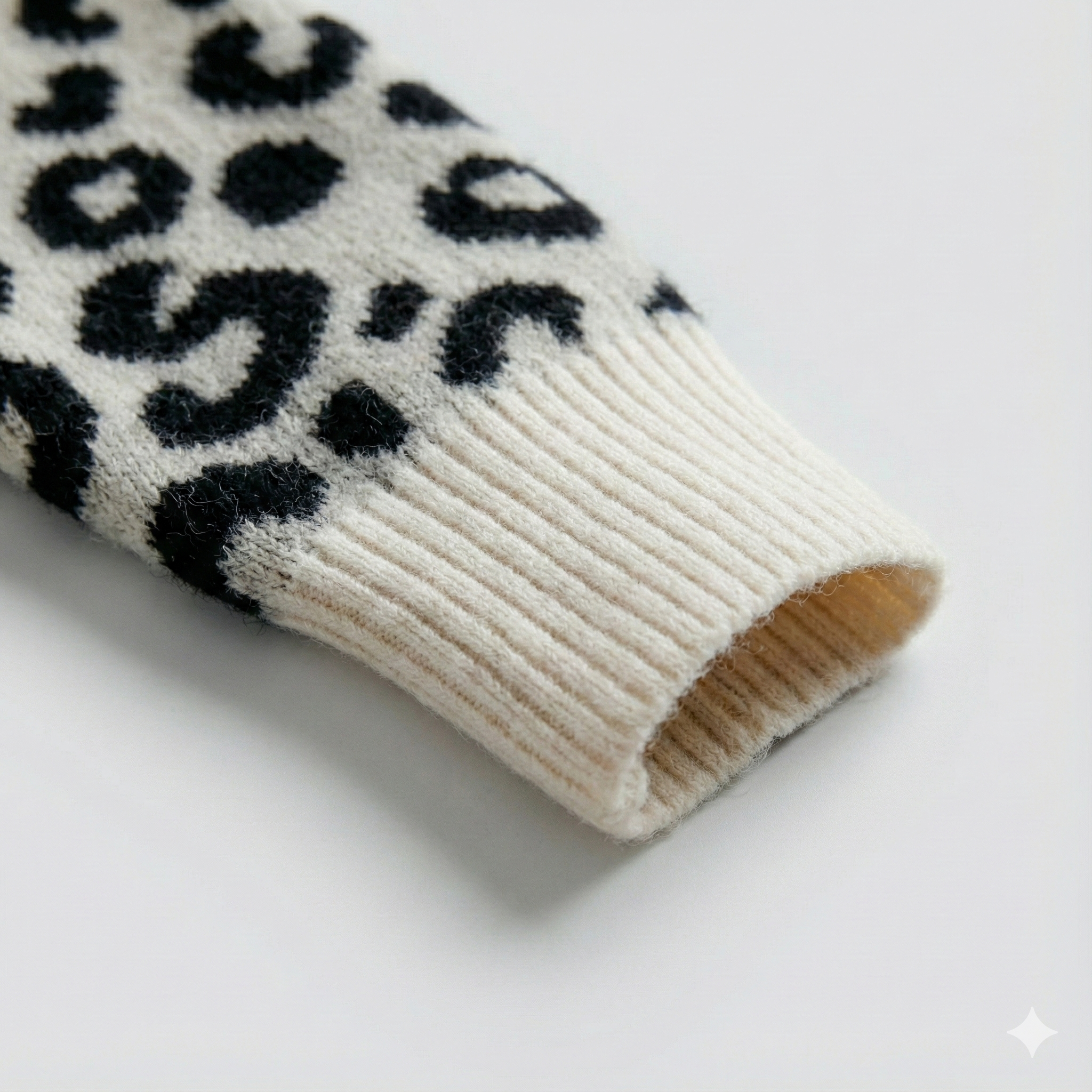 Ravora Paris™ | Pull Léopard Élégance